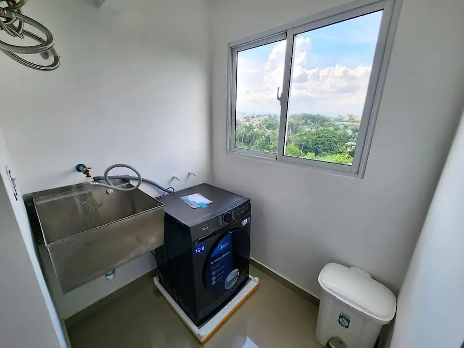 Apartamento Precioso Apartamento En Un Complejo Residencial Con Picina Santo Domingo 0*,  República Dominicana